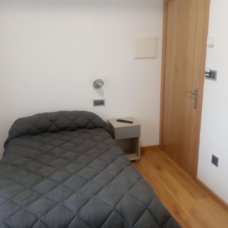 Hostal Outarelo Ourense Esterno foto