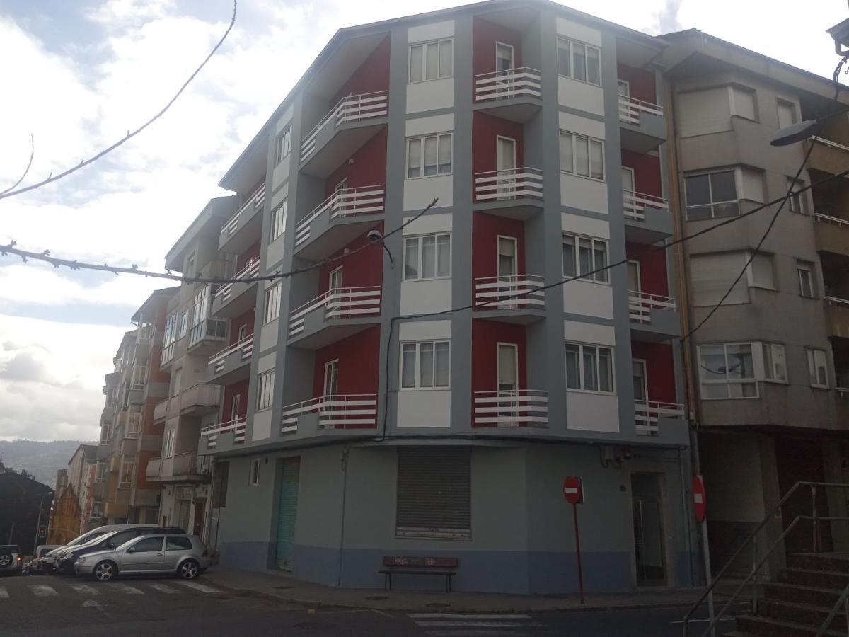 Hostal Outarelo Ourense Esterno foto